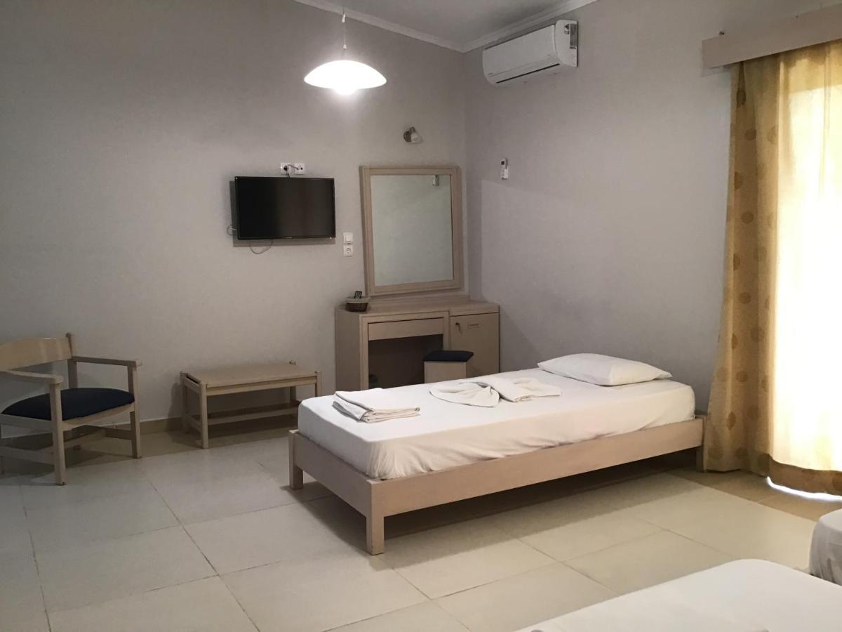 Regina Hotel كيساموس المظهر الخارجي الصورة