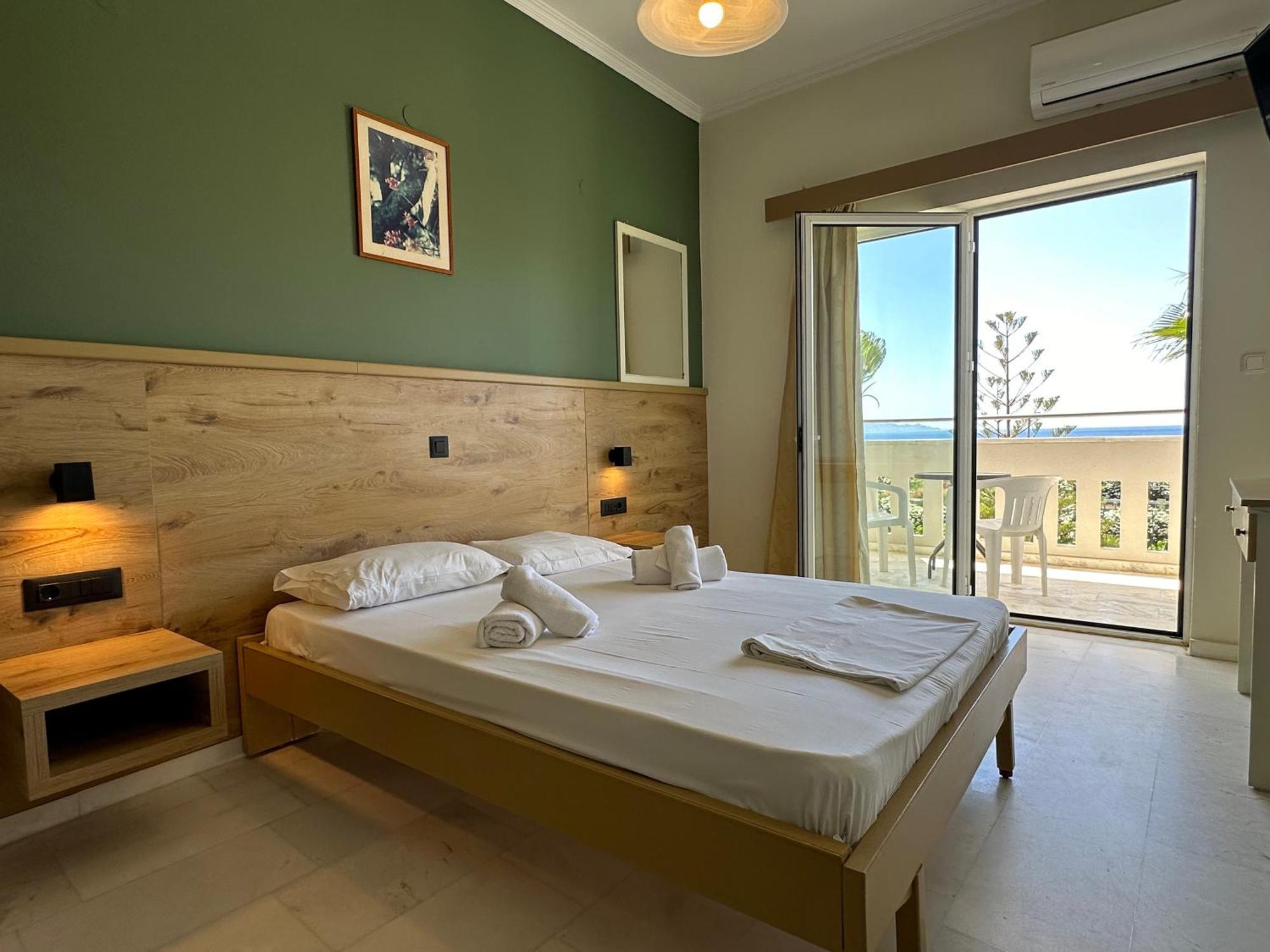 Regina Hotel كيساموس المظهر الخارجي الصورة