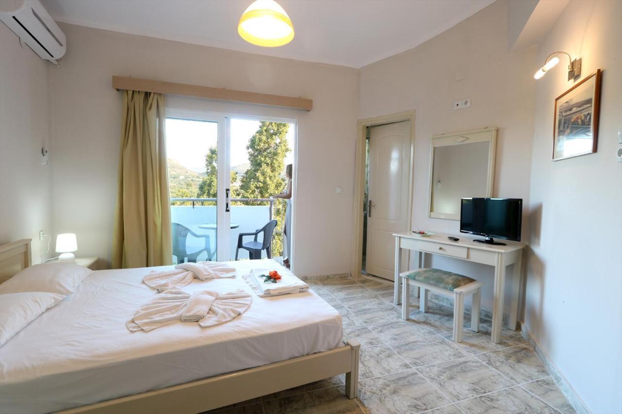 Regina Hotel كيساموس المظهر الخارجي الصورة