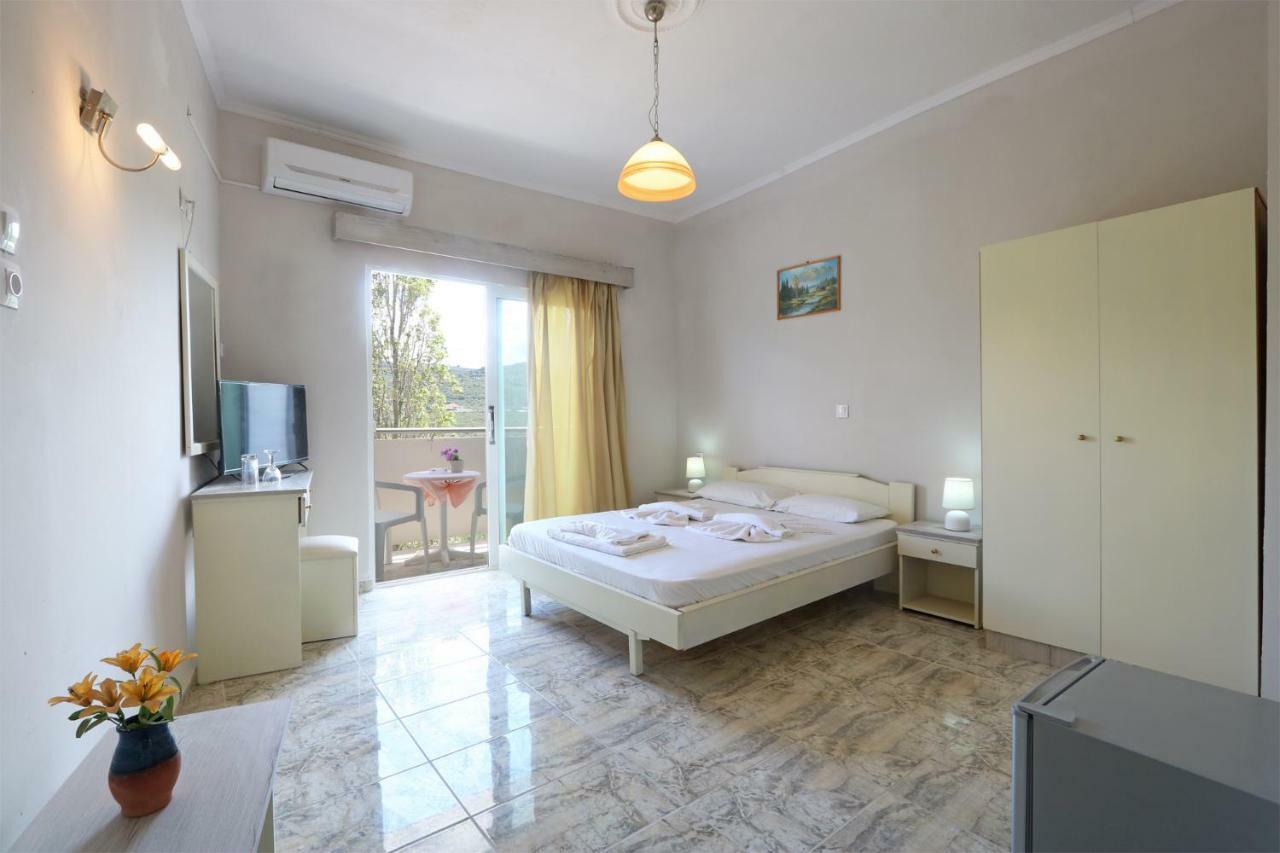 Regina Hotel كيساموس المظهر الخارجي الصورة